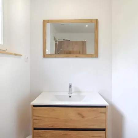 2 Bedroom Stunning In Дом отдыха *