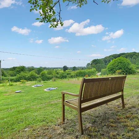 2 Bedroom Stunning In *