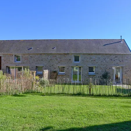 2 Bedroom Stunning In * La Pernelle