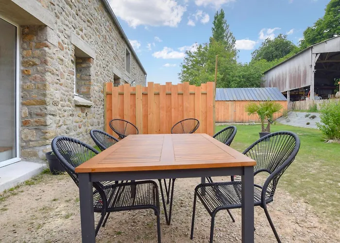 Feriehus 2 Bedroom Stunning In La Pernelle